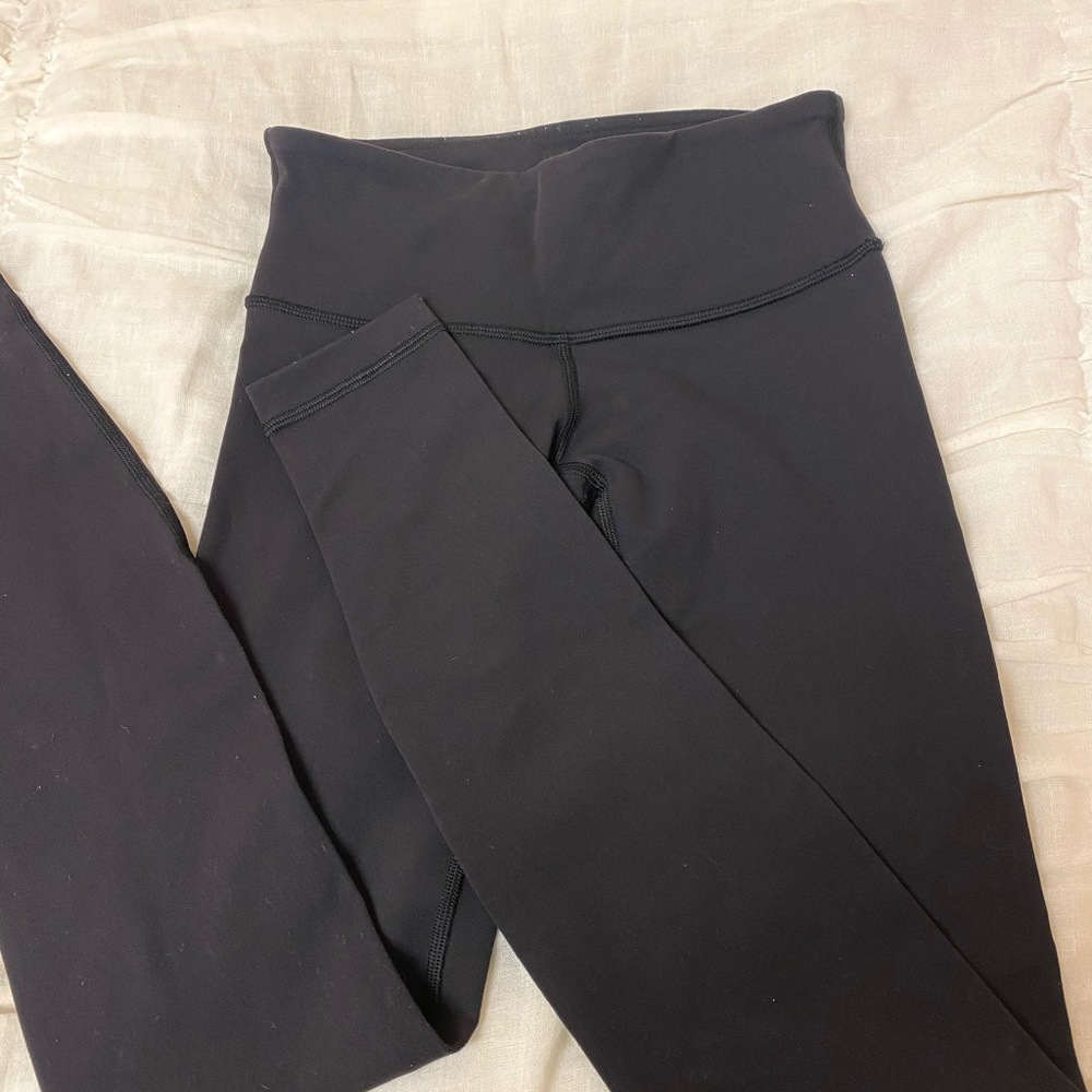 LULULEMON LOW/MID RISE LEGGINGS